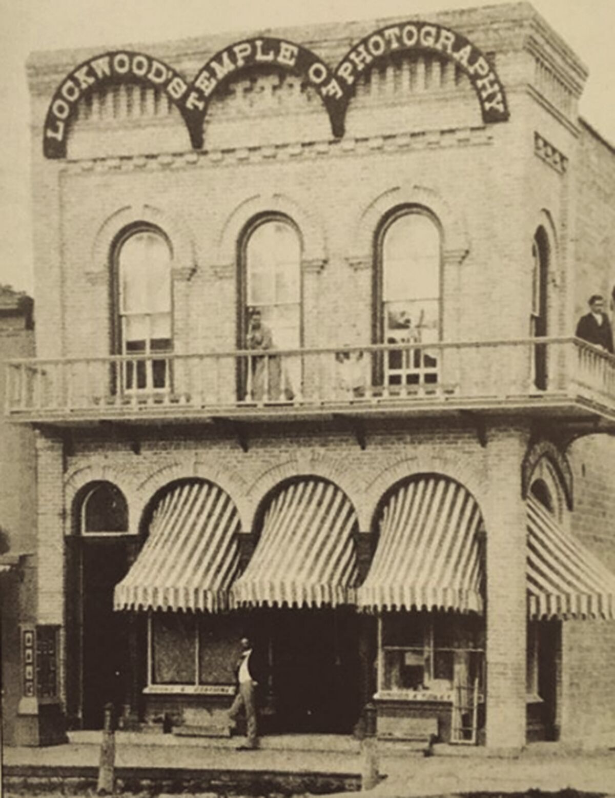 Lockwood Studio circa 1880, Ripon WI.tif